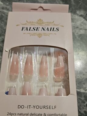 Do-It-Yourself Press-On Nails - Pink Natural Set